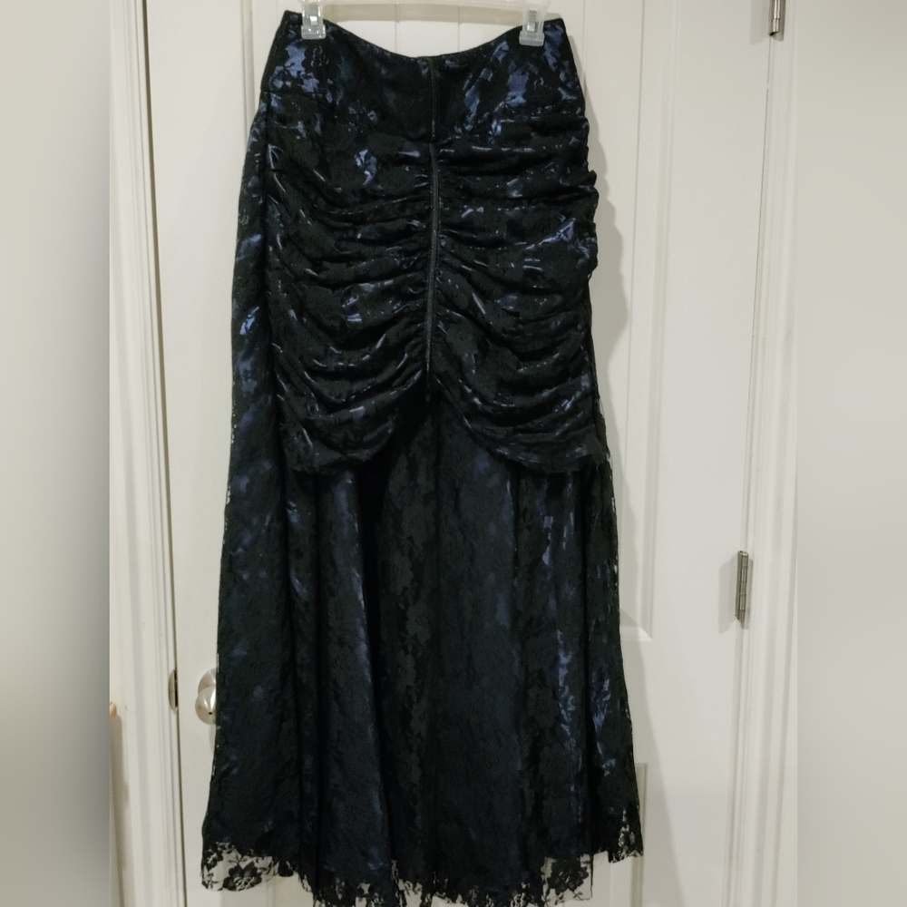 NWT Steampunk Pyramid Collection Women's M, Blue/Black lace Long Bustle Skirt